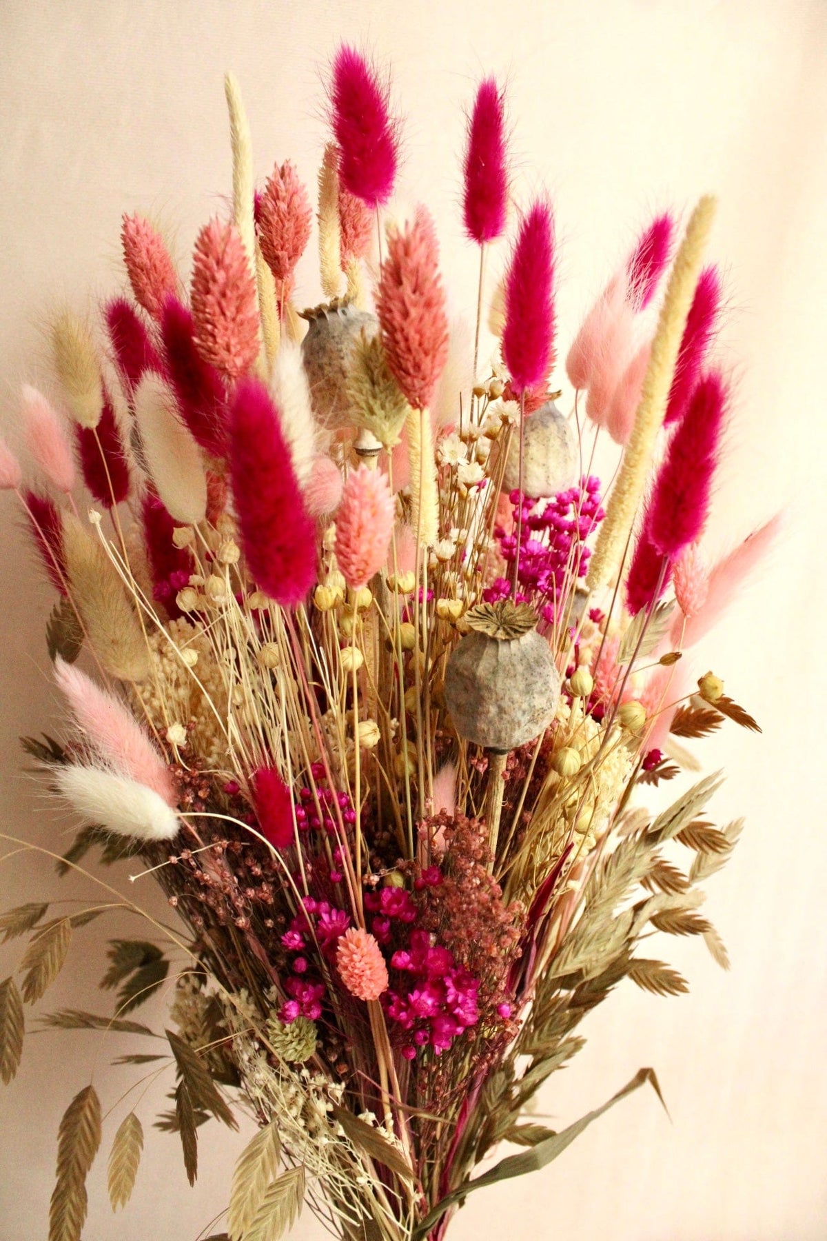 Vasenglück Trockenblumen Trockenblumenstrauss „No. 107“ in Pink, Rosa & Creme mit Mohnkapseln