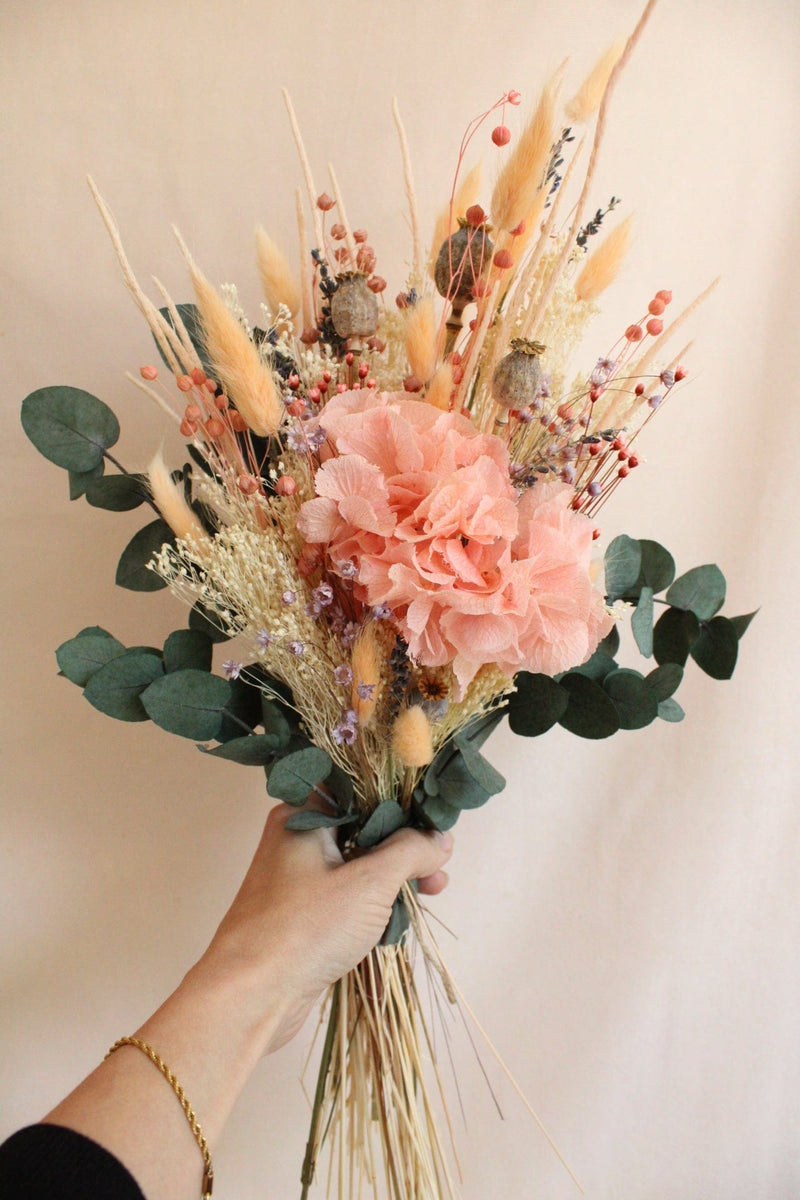 Vasenglück Trockenblumen Trockenblumenstrauss „No. 90“ in Rosa & Apricot mit Hortensie & Eukalyptus