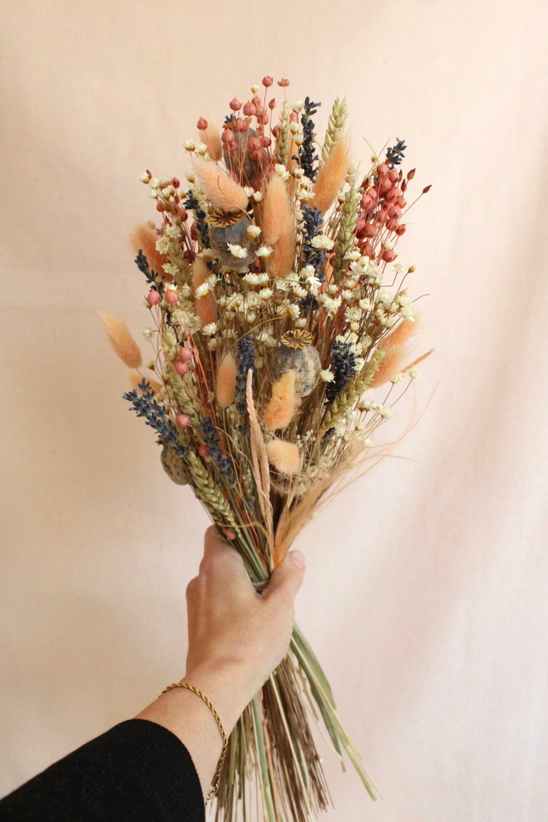 Vasenglück Trockenblumen Trockenblumenstrauss „No. 92“ in Apricot & Creme mit Lavendel & Glixia