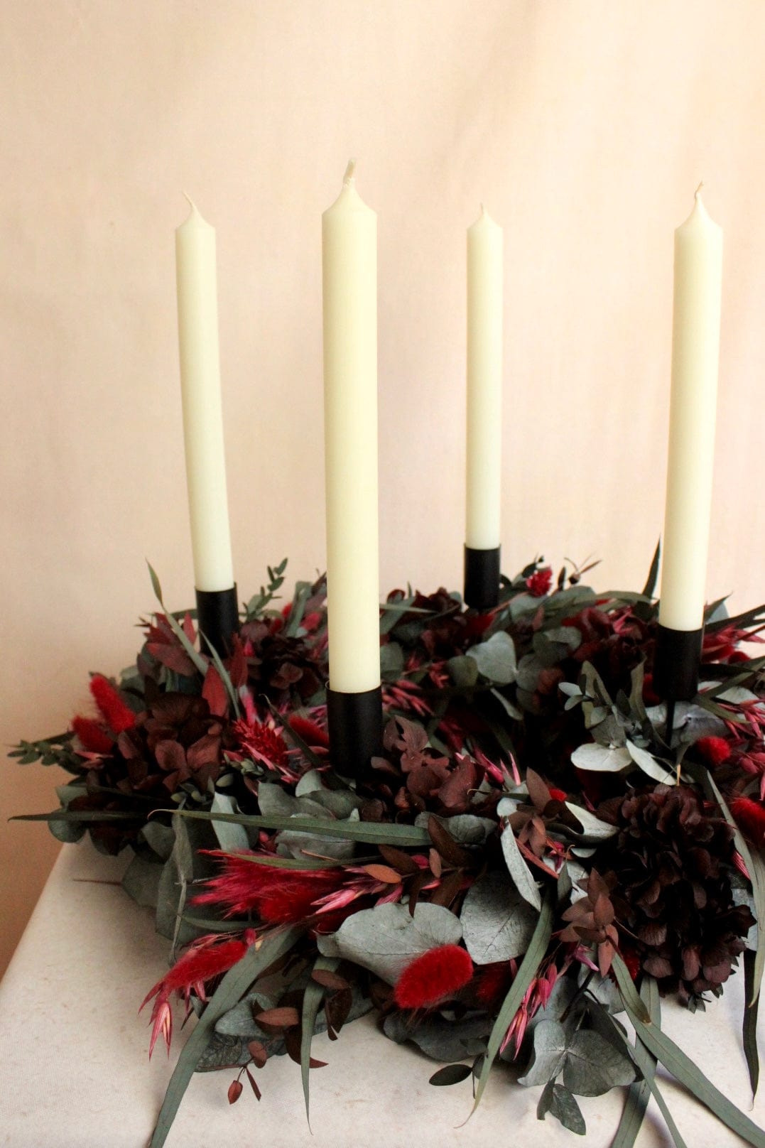 Vasenglück Trockenblumenkranz PRE-ORDER | Adventskranz Trockenblumen | Eukalyptus Hortensien Dunkelrot