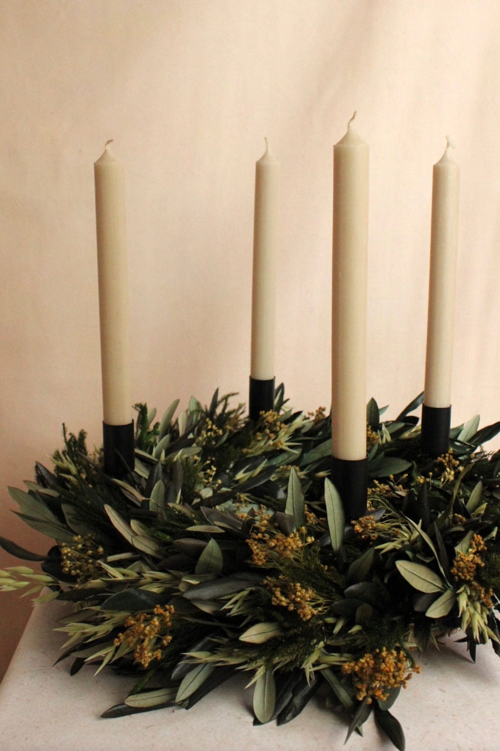 Vasenglück Trockenblumenkranz PRE-ORDER | Adventskranz Trockenblumen | Olivenzweige Dunkelgrün