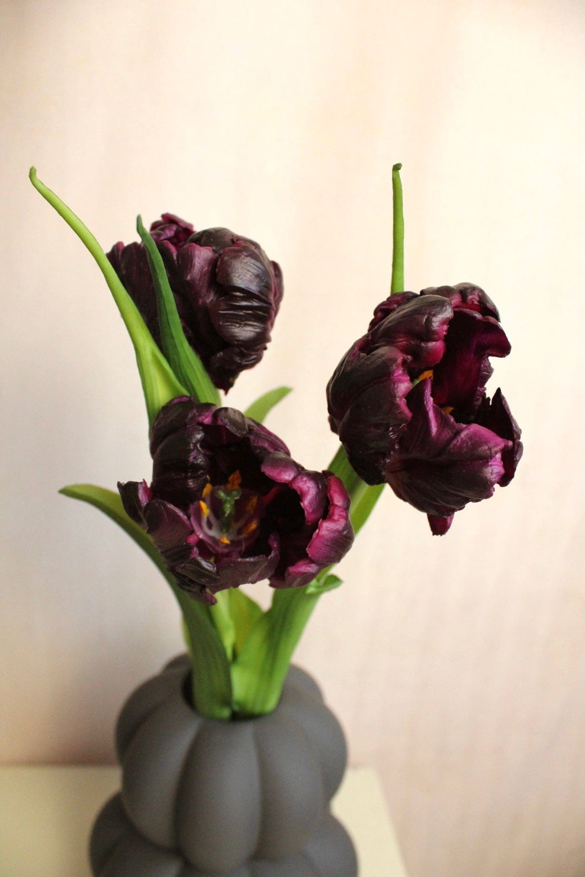 Vasenglück Seidenblume Kunstblume Kleine Papageien Tulpe | Aubergine