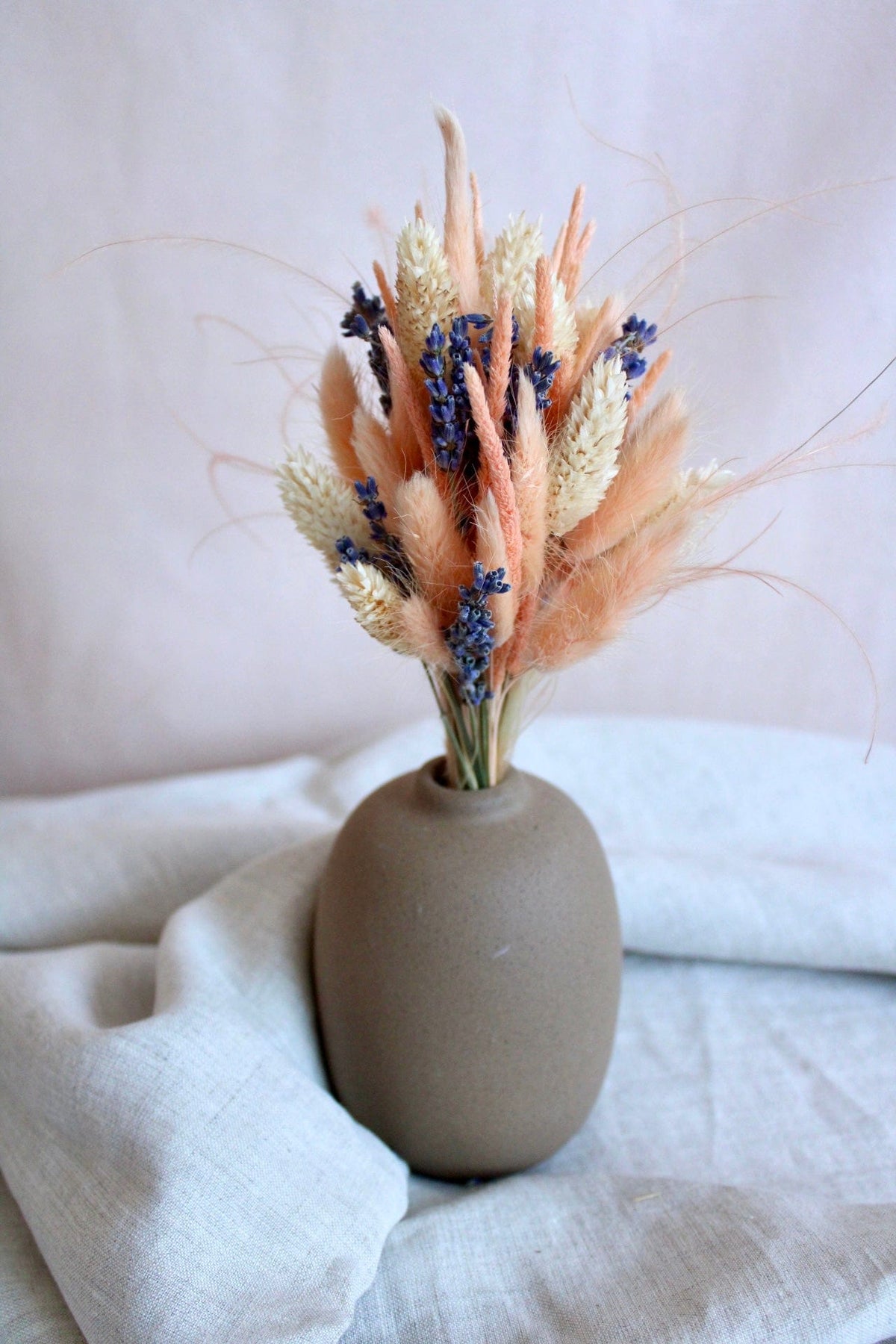 Vasenglück Trockenblumen Kleiner Trockenblumenstrauss „Lavendel-Liebe“ | Apricot & Creme