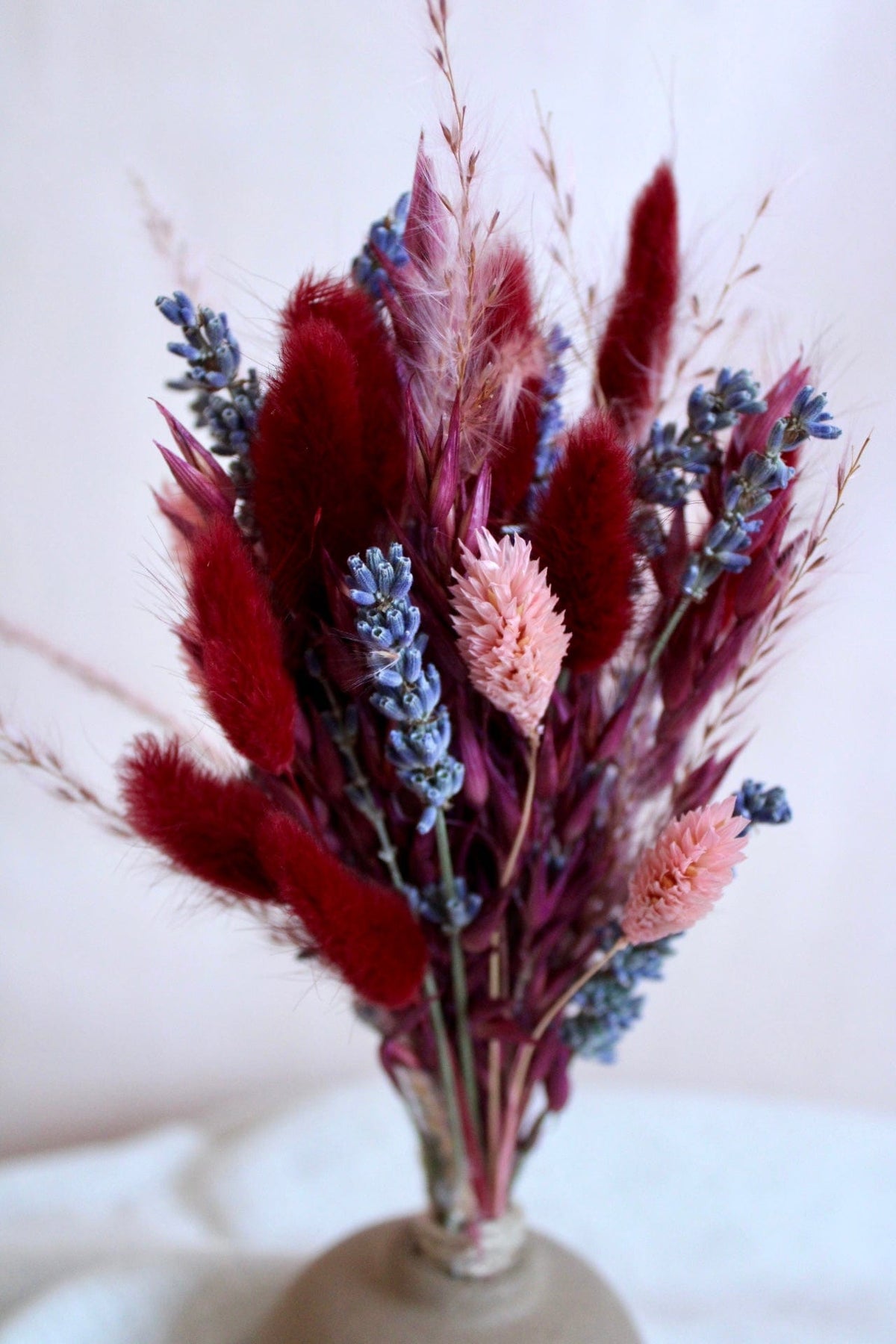 Vasenglück Trockenblumen Kleiner Trockenblumenstrauss „Lavendel-Liebe“ | Bordeauxrot & Rosa
