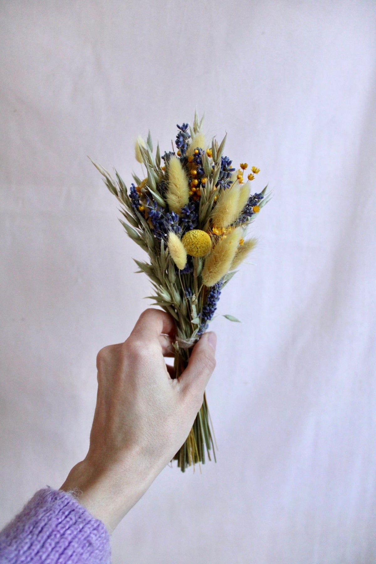 Mini-Trockenblumenstrauss Lavendel Grün Gelb 25cm