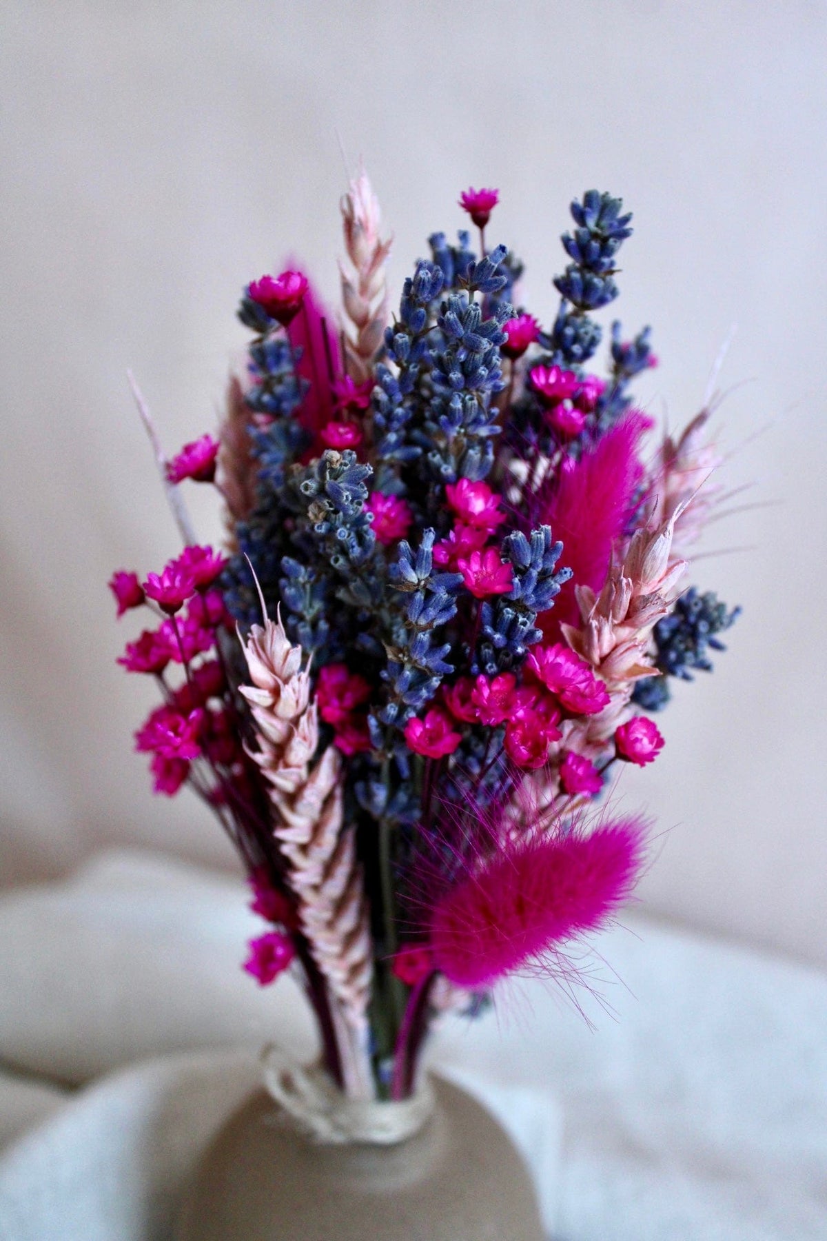 Vasenglück Trockenblumen Kleiner Trockenblumenstrauss „Lavendel-Liebe“ | Rosa & Cerise