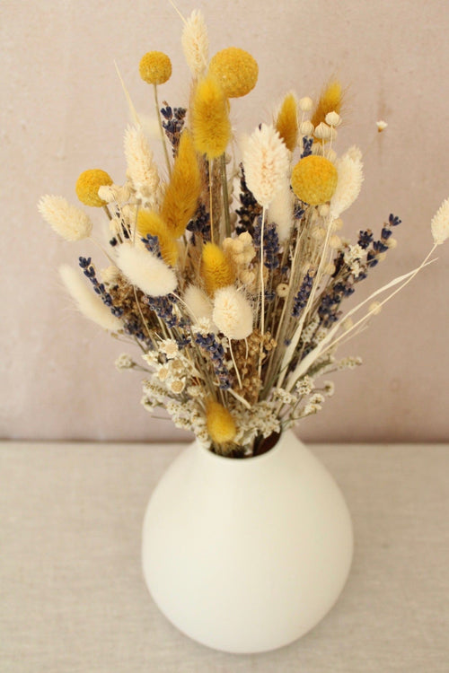 Vasenglück Trockenblumen Kleiner Trockenblumenstrauß „No. 8“ in Gelb mit Lavendel