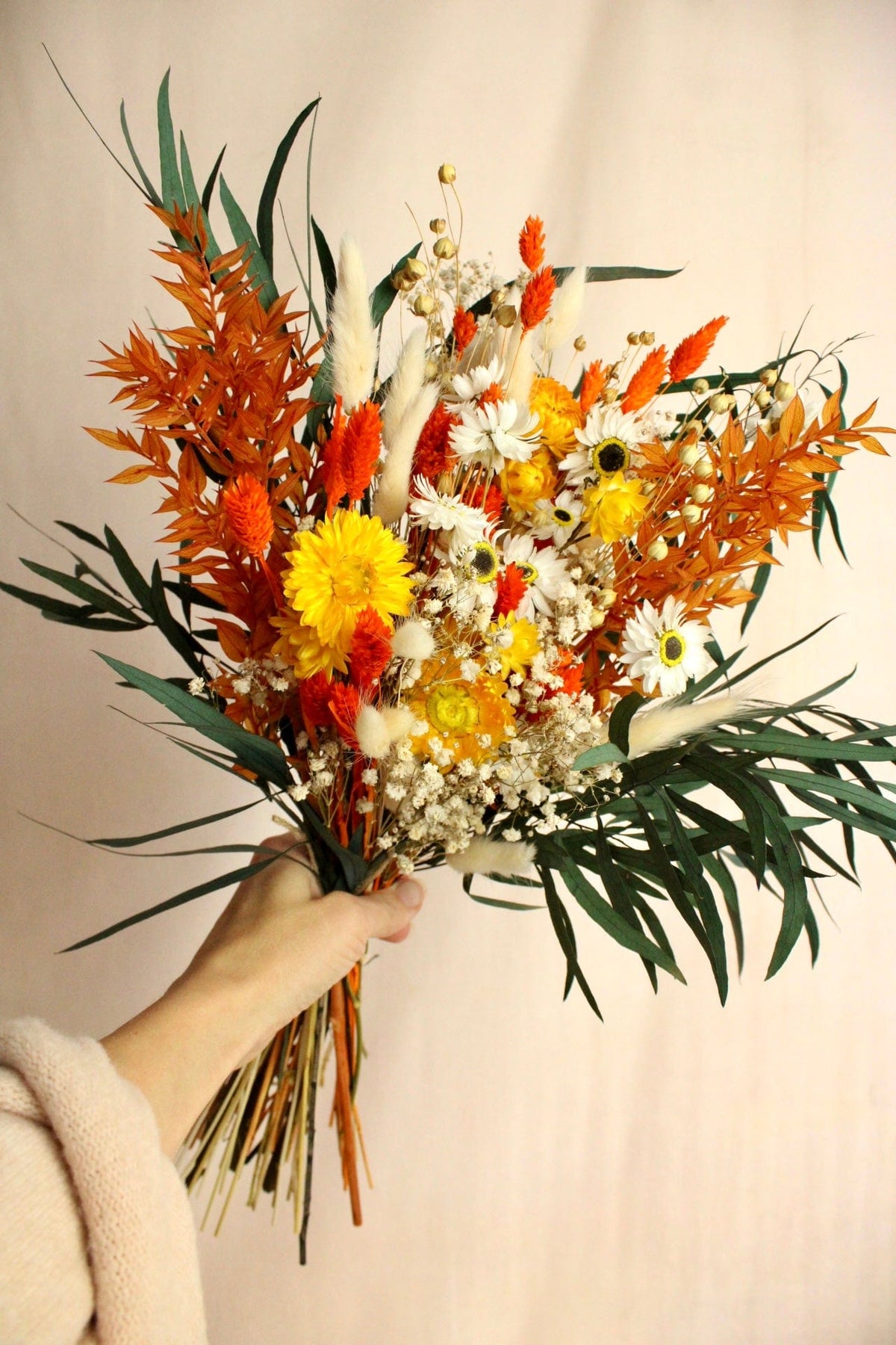 Vasenglück Trockenblumen Trockenblumenstrauss „No. 104“ mit Eukalyptus & Strohblumen