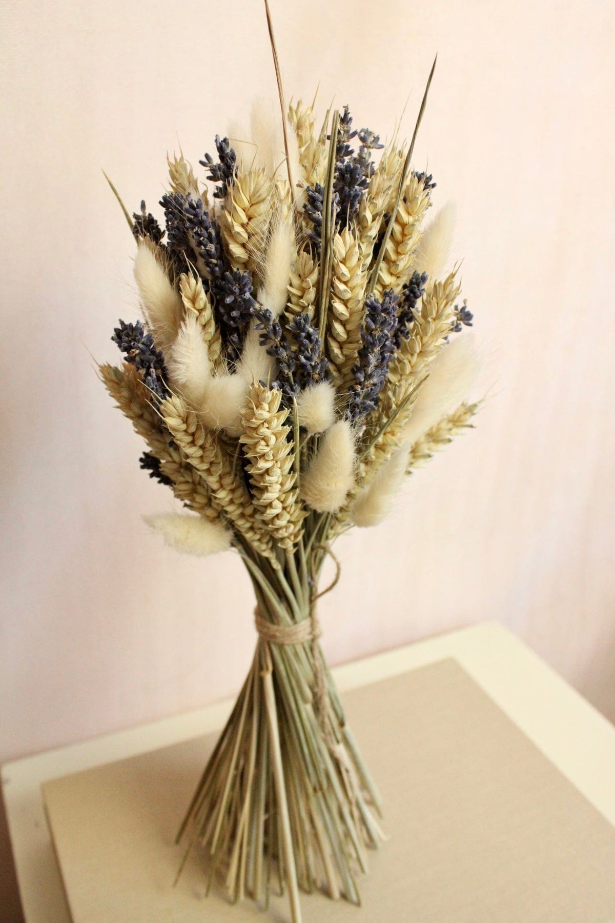 Vasenglück Trockenblumen Trockenblumenstrauss „No. 108“ mit Lavendel und Gerste oder Weizen
