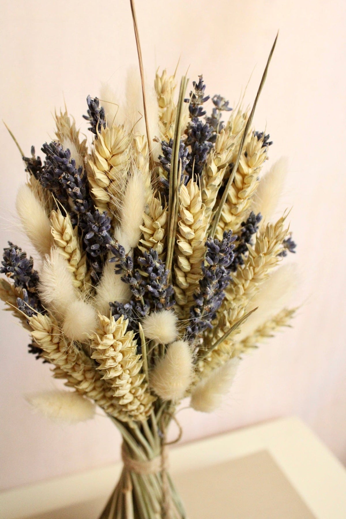 Vasenglück Trockenblumen mit Weizen Trockenblumenstrauss „No. 108“ mit Lavendel und Gerste oder Weizen
