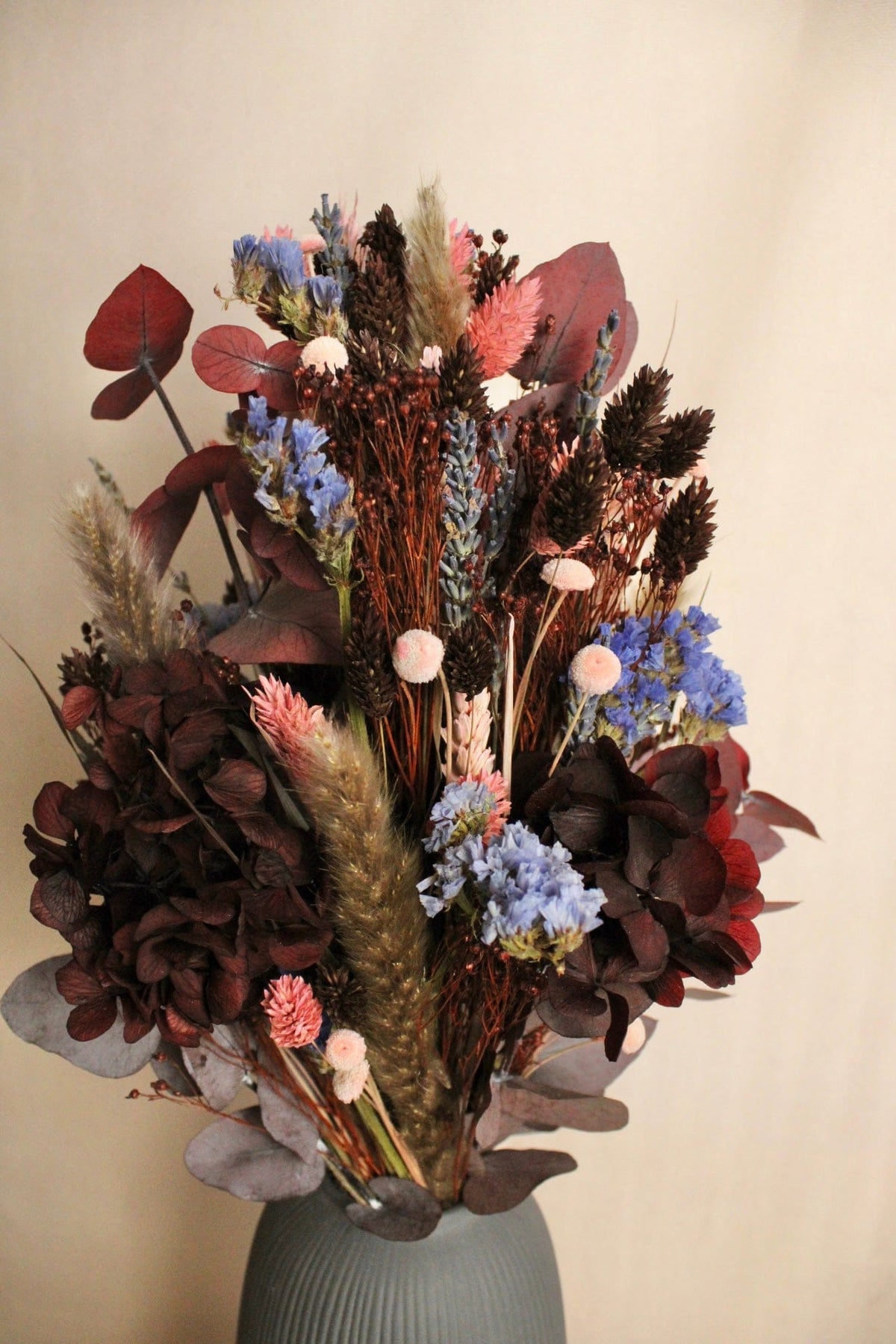 Vasenglück Trockenblumen Trockenblumenstrauss „No. 112“ in Dunkelrot & Rosa mit Strandflieder & Hortensien