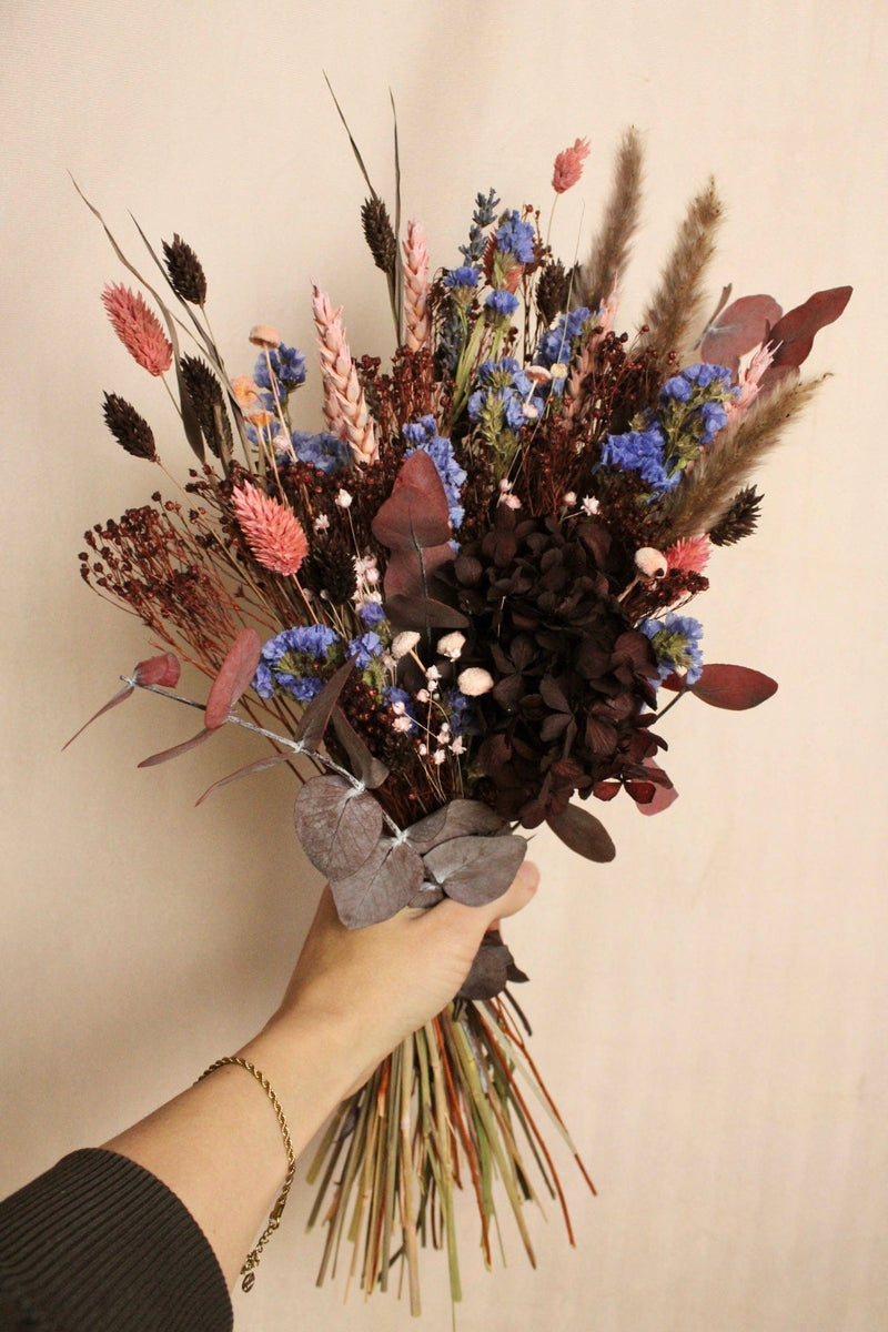 Vasenglück Trockenblumen Trockenblumenstrauss „No. 113“ in Dunkelrot & Rosa mit Strandflieder & Hortensie