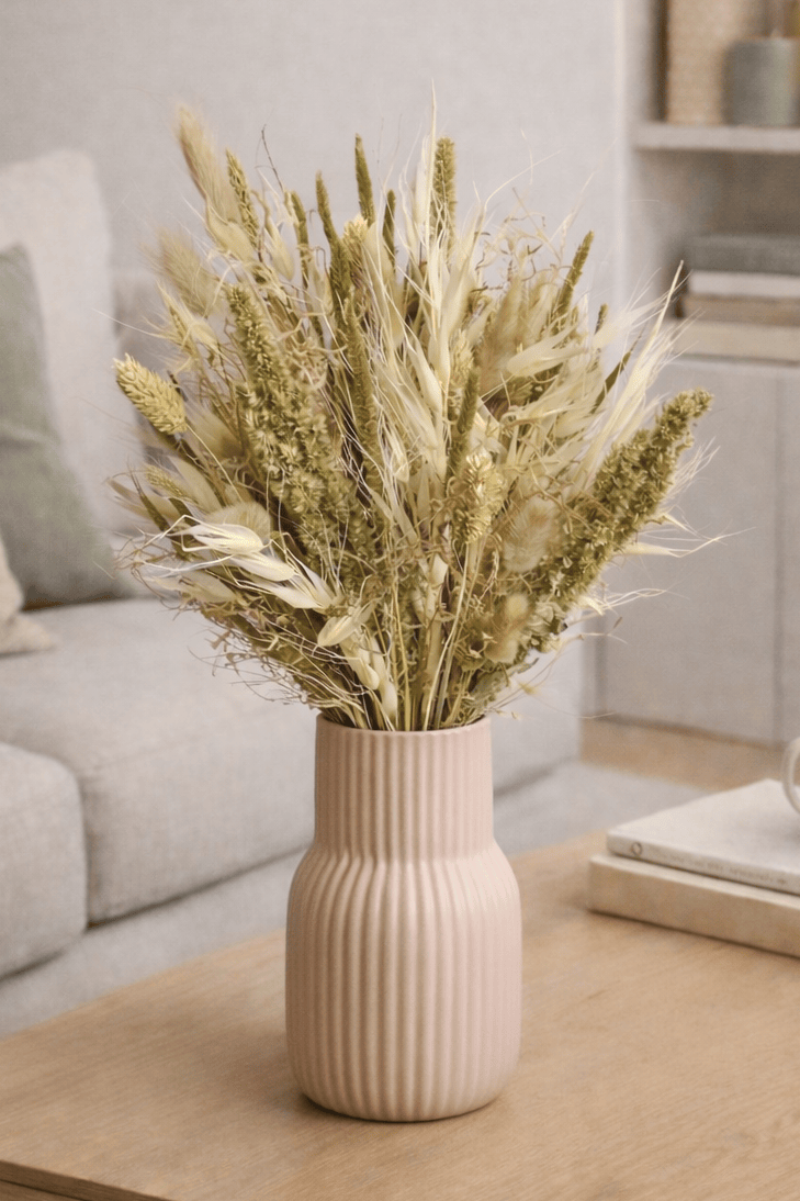 Vasenglück Trockenblumen Trockenblumenstrauss „No. 119“ in Grün, Gelb & Cremeweiß mit Hirse & Hafer