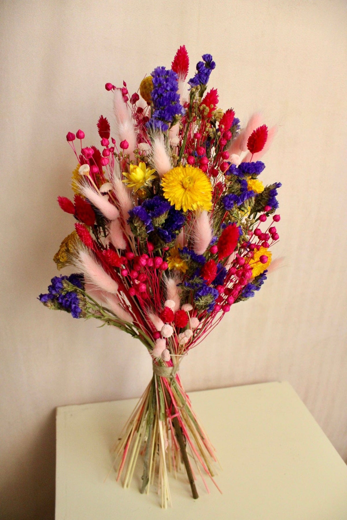 Vasenglück Trockenblumen Trockenblumenstrauss „No. 120“ mit Strohblumen & Strandflieder