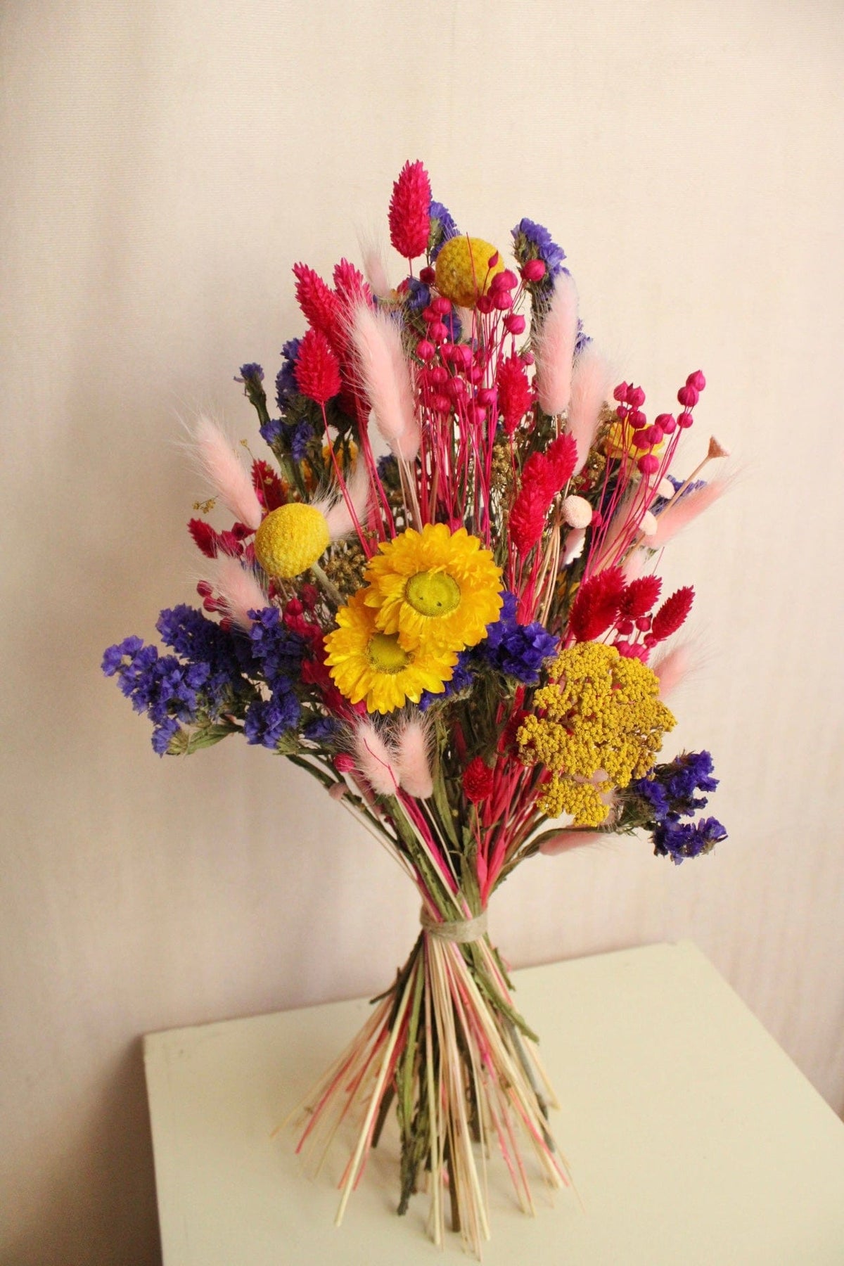 Vasenglück Trockenblumen Trockenblumenstrauss „No. 120“ mit Strohblumen & Strandflieder