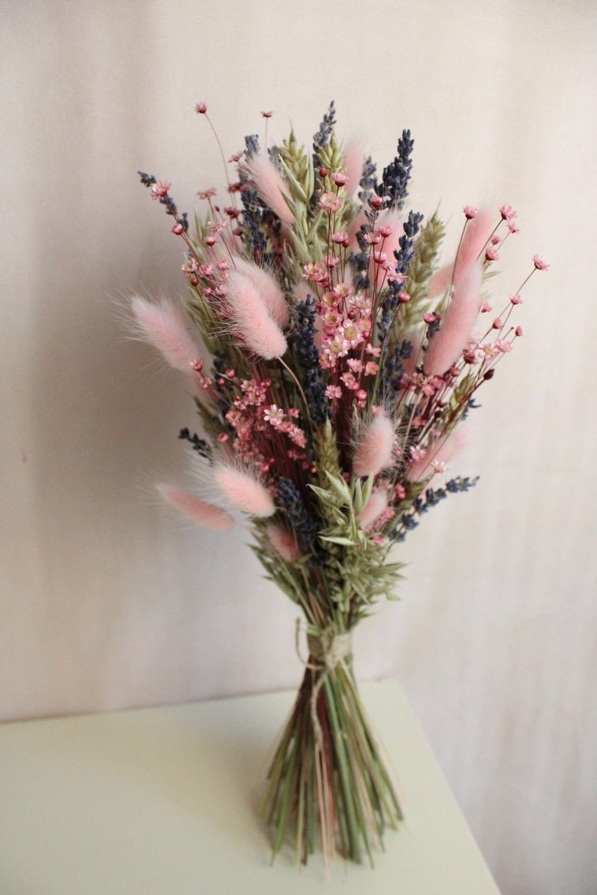 Vasenglück Trockenblumen Trockenblumenstrauss „No. 133“ in Rosa mit Lavendel