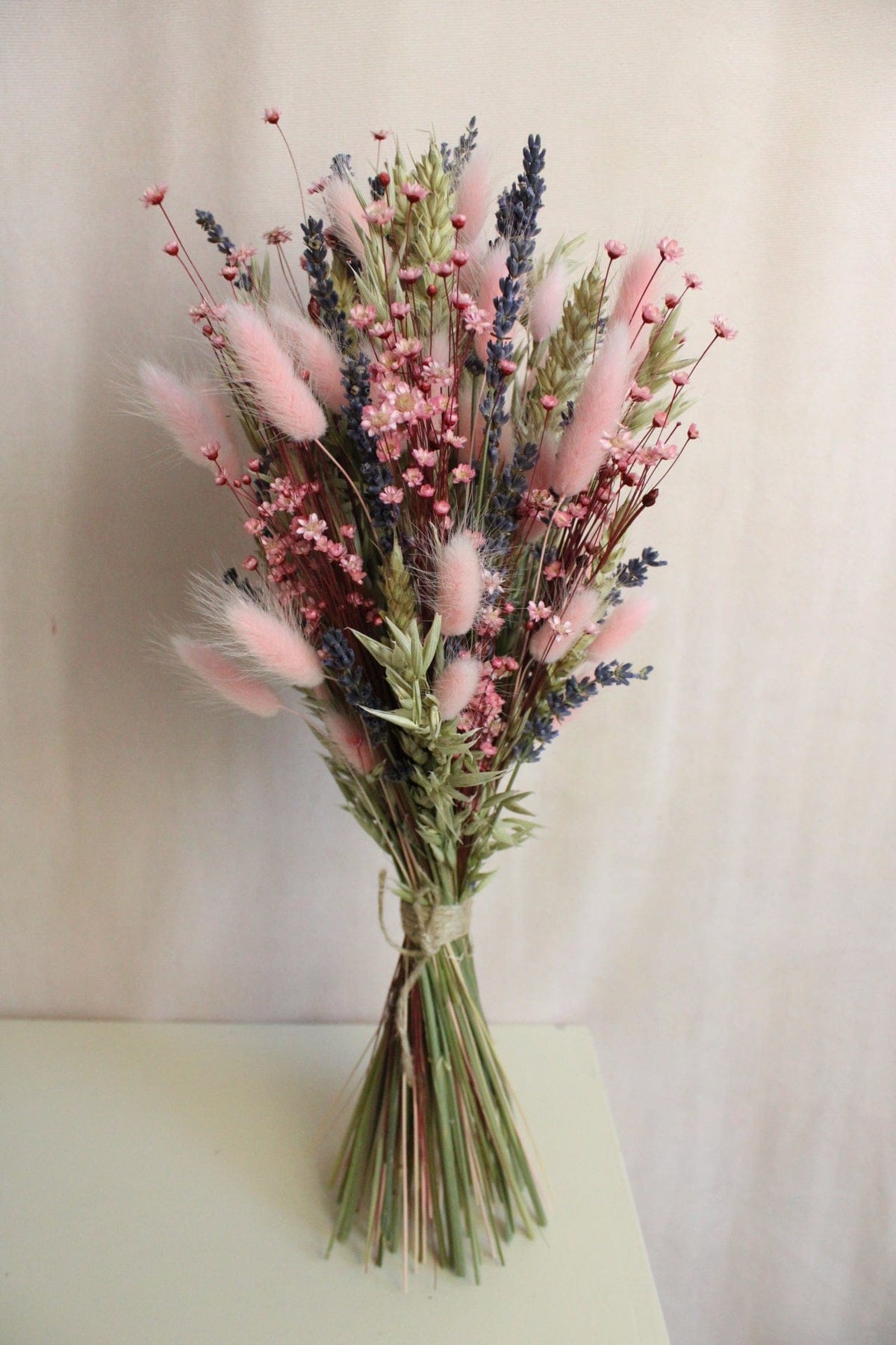 Vasenglück Trockenblumen Trockenblumenstrauss „No. 133“ in Rosa mit Lavendel