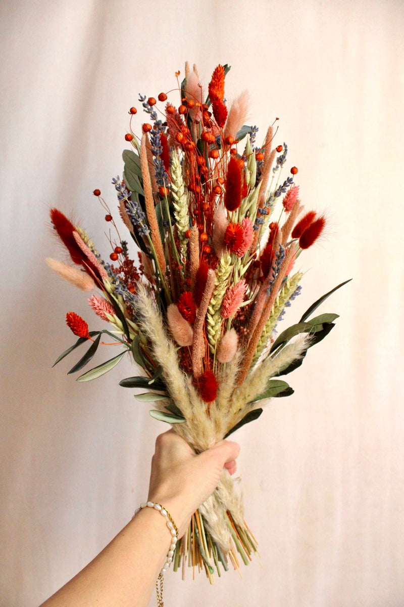 Vasenglück Trockenblumen Trockenblumenstrauss „No. 135“ in Orange und Rosa mit Pampasgras