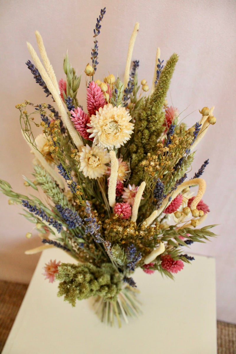 Vasenglück Trockenblumen Trockenblumenstrauss „No. 140“ in Rosa & Creme mit Lavendel & Strohblumen
