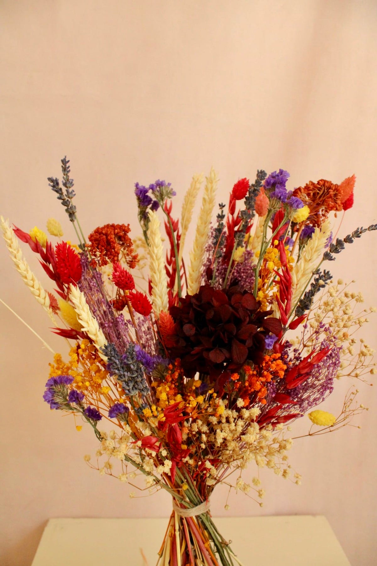 Vasenglück Trockenblumen Trockenblumenstrauss „No. 149“ Bunt mit Hortensie, Strandflieder & Lavendel