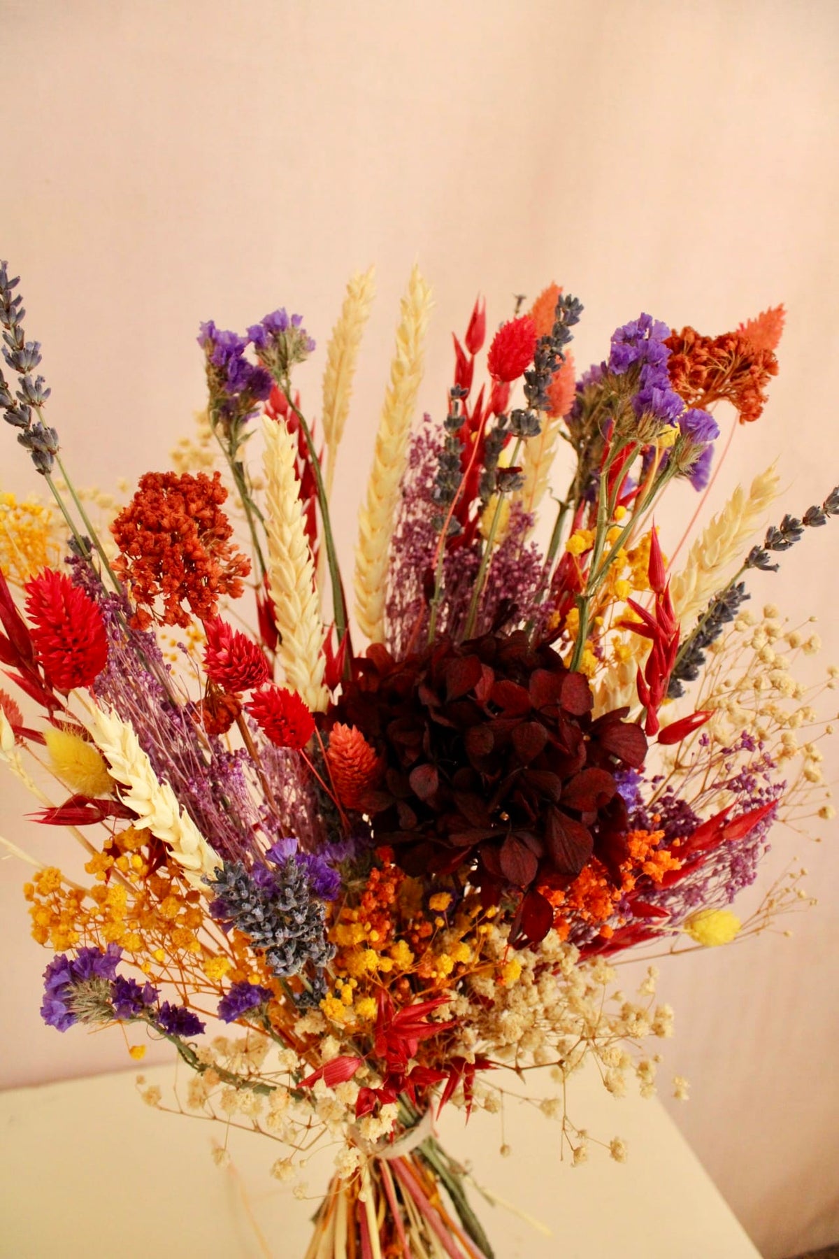 Vasenglück Trockenblumen Trockenblumenstrauss „No. 149“ Bunt mit Hortensie, Strandflieder & Lavendel