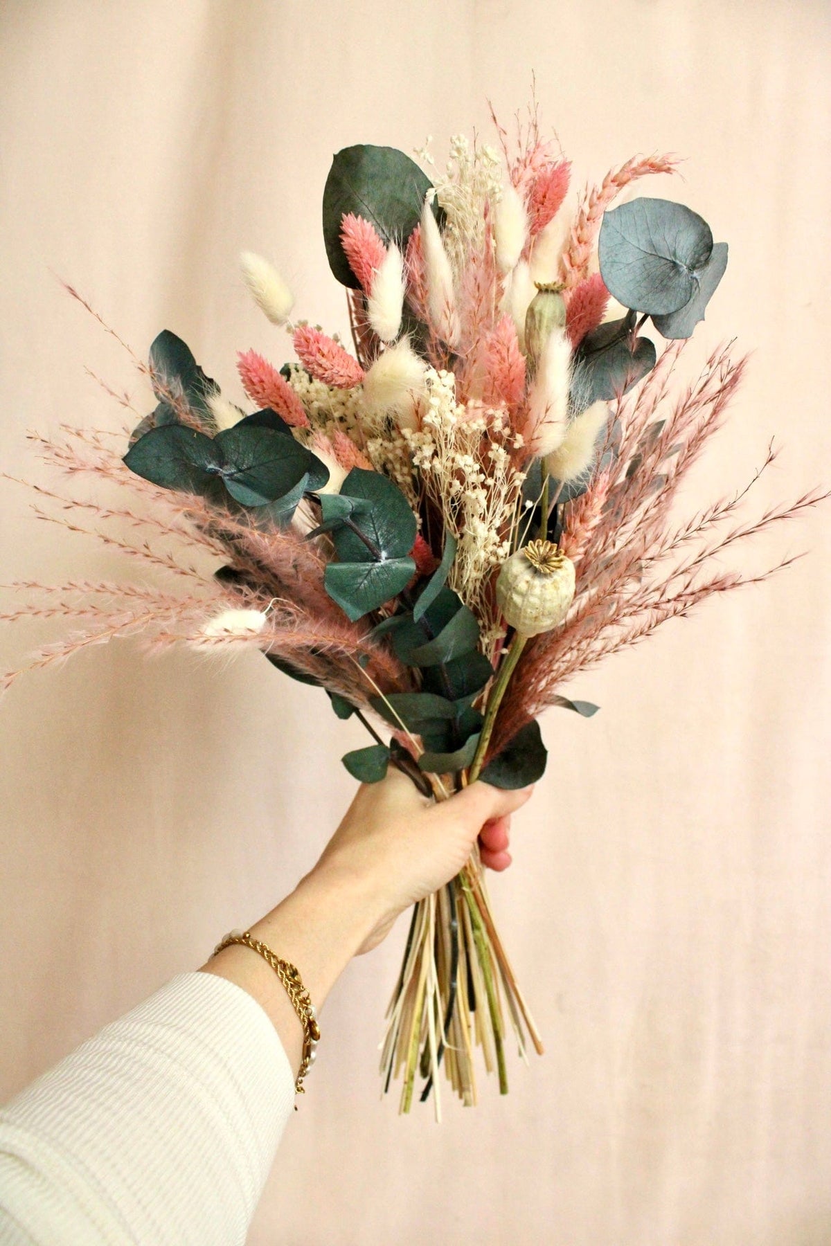 Vasenglück Trockenblumen Strauß ohne Vase Trockenblumenstrauss „No. 76“ Eukalyptus & Mohn in Rosa & Creme