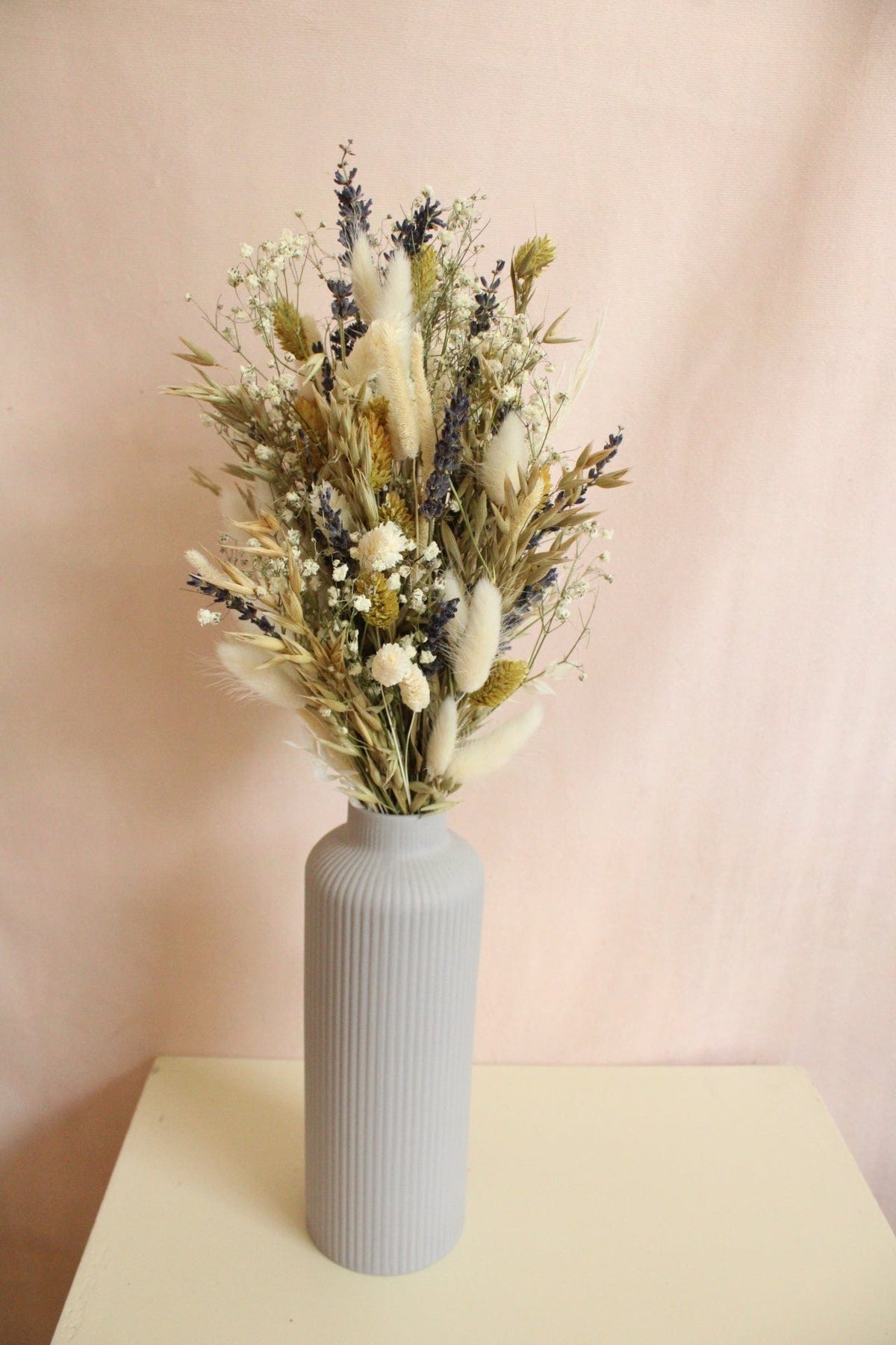 Vasenglück Trockenblumen Strauß mit Vase (+28.00€) Trockenblumenstrauss „No. 84“ Gelb Grün mit Lavendel & Schleierkraut