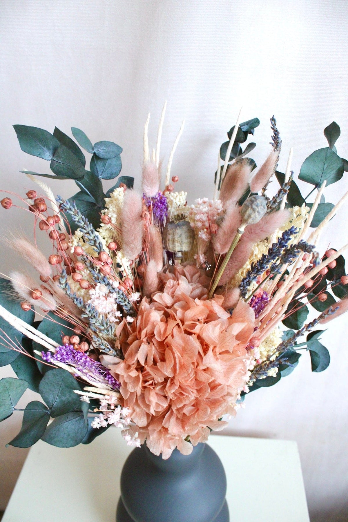 Vasenglück Trockenblumen Trockenblumenstrauss „No. 90“ in Rosa & Apricot mit Hortensie & Eukalyptus