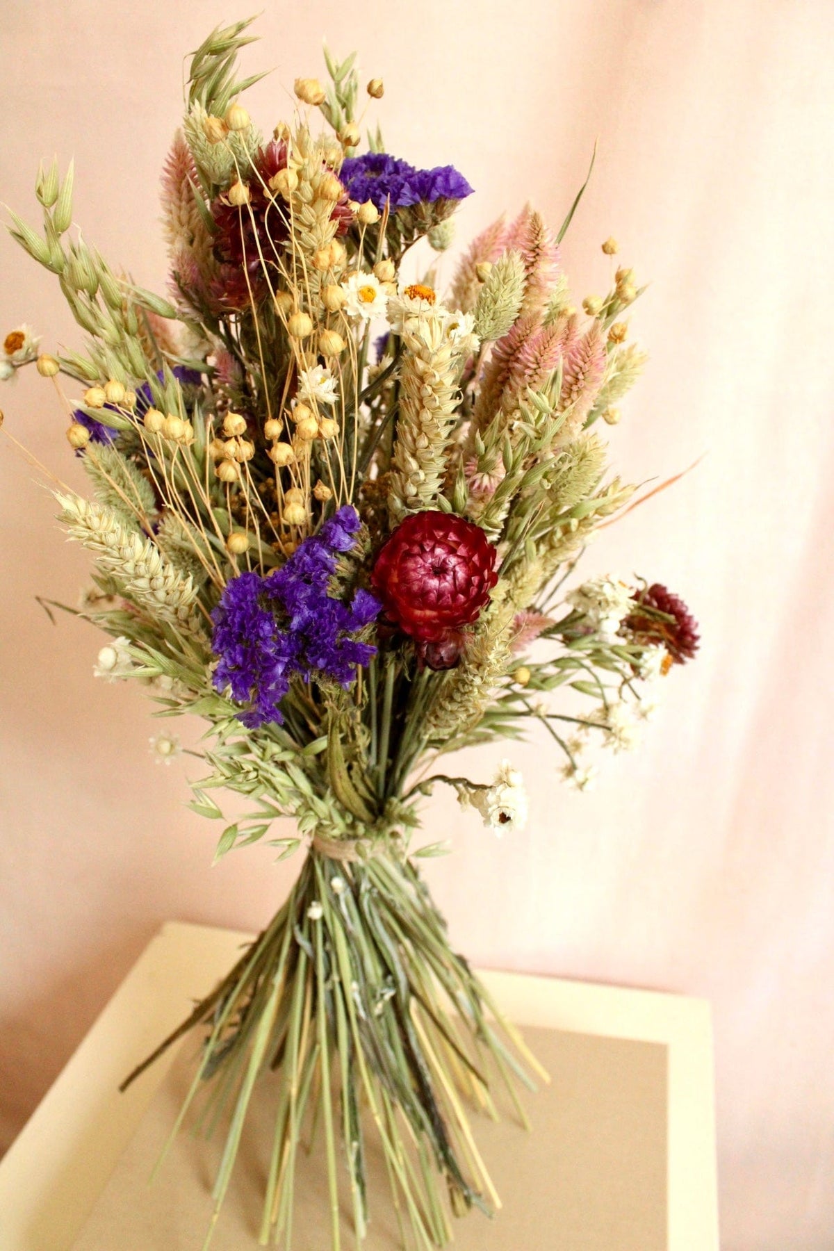 Vasenglück Trockenblumen Trockenblumenstrauss „No. 99“ mit Strohblumen & Strandflieder