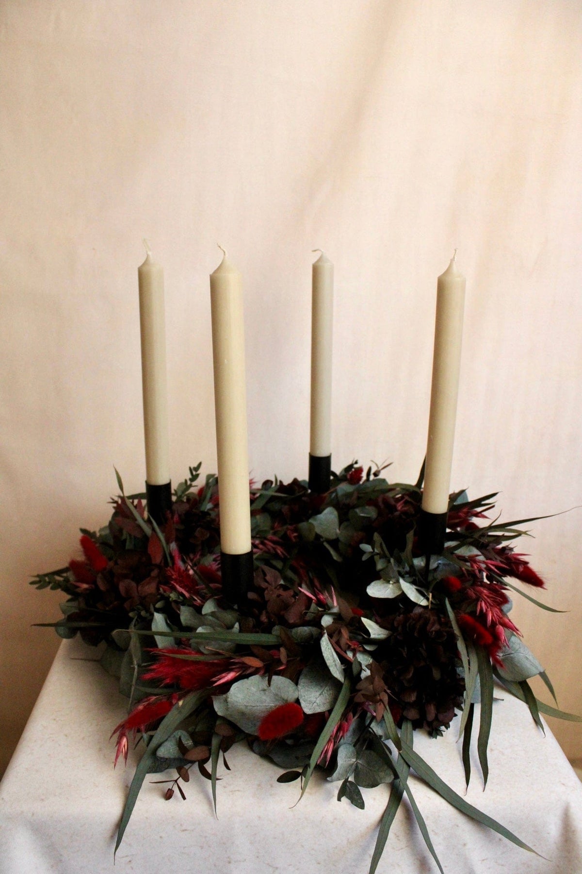 Vasenglück Trockenblumenkranz PRE-ORDER | Adventskranz Trockenblumen | Eukalyptus Hortensien Dunkelrot