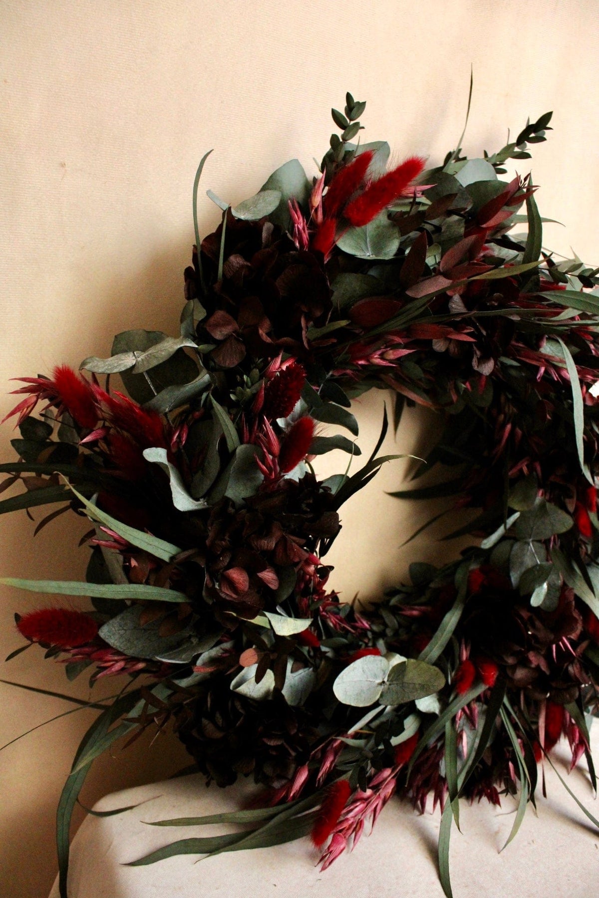 Vasenglück Trockenblumenkranz PRE-ORDER | Adventskranz Trockenblumen | Eukalyptus Hortensien Dunkelrot