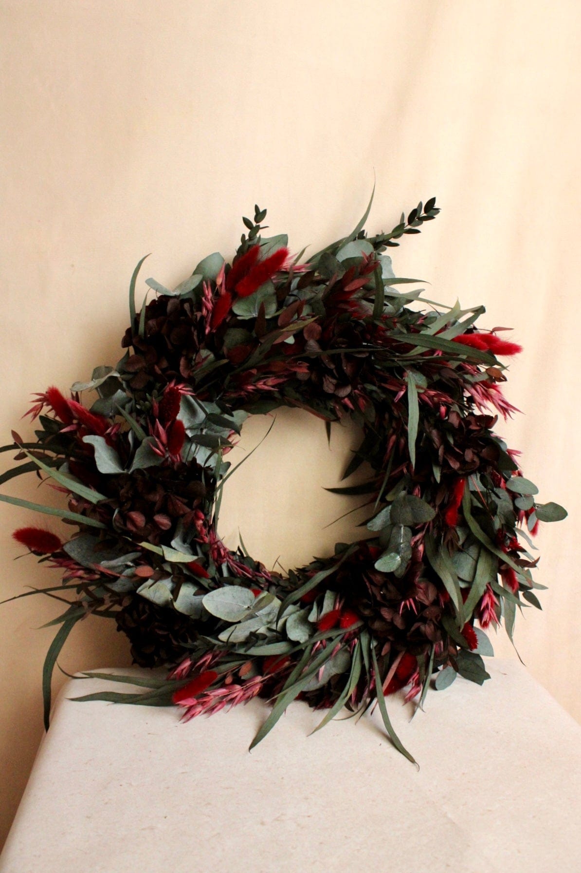 Vasenglück Trockenblumenkranz PRE-ORDER | Adventskranz Trockenblumen | Eukalyptus Hortensien Dunkelrot
