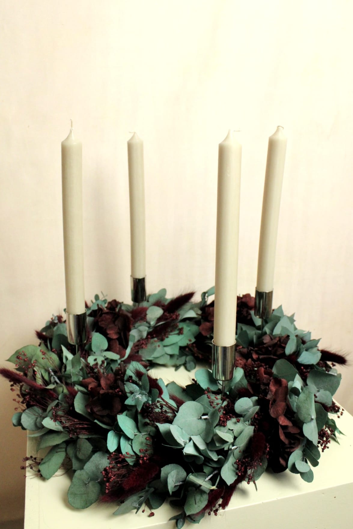 Vasenglück Trockenblumenkranz PRE-ORDER | Adventskranz Trockenblumen | Eukalyptus Hortensien Dunkelrot