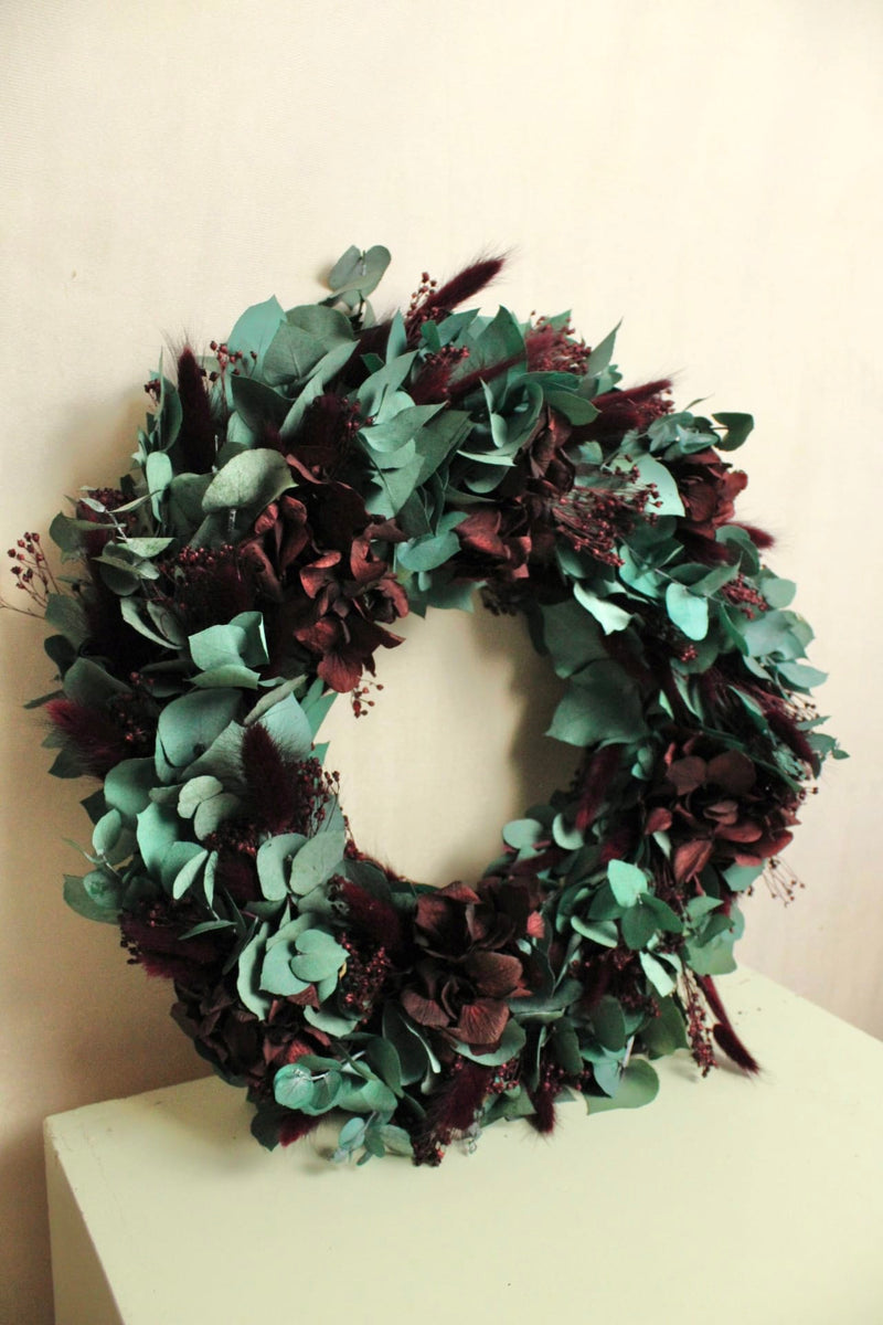 Vasenglück Trockenblumenkranz Ohne Kerzenhalter + Kerzen PRE-ORDER | Adventskranz Trockenblumen | Eukalyptus Hortensien Dunkelrot