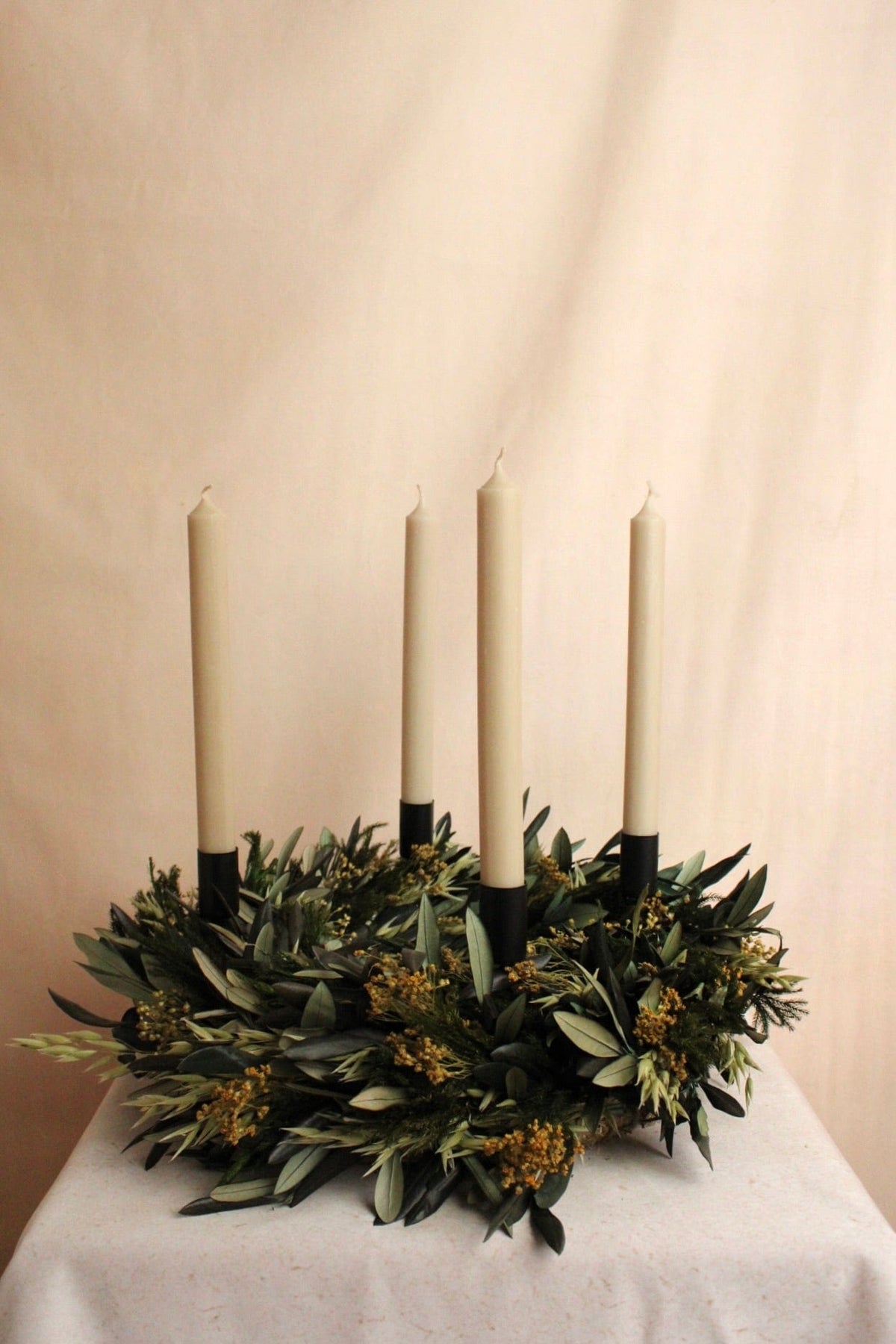 Vasenglück Trockenblumenkranz PRE-ORDER | Adventskranz Trockenblumen | Olivenzweige Dunkelgrün