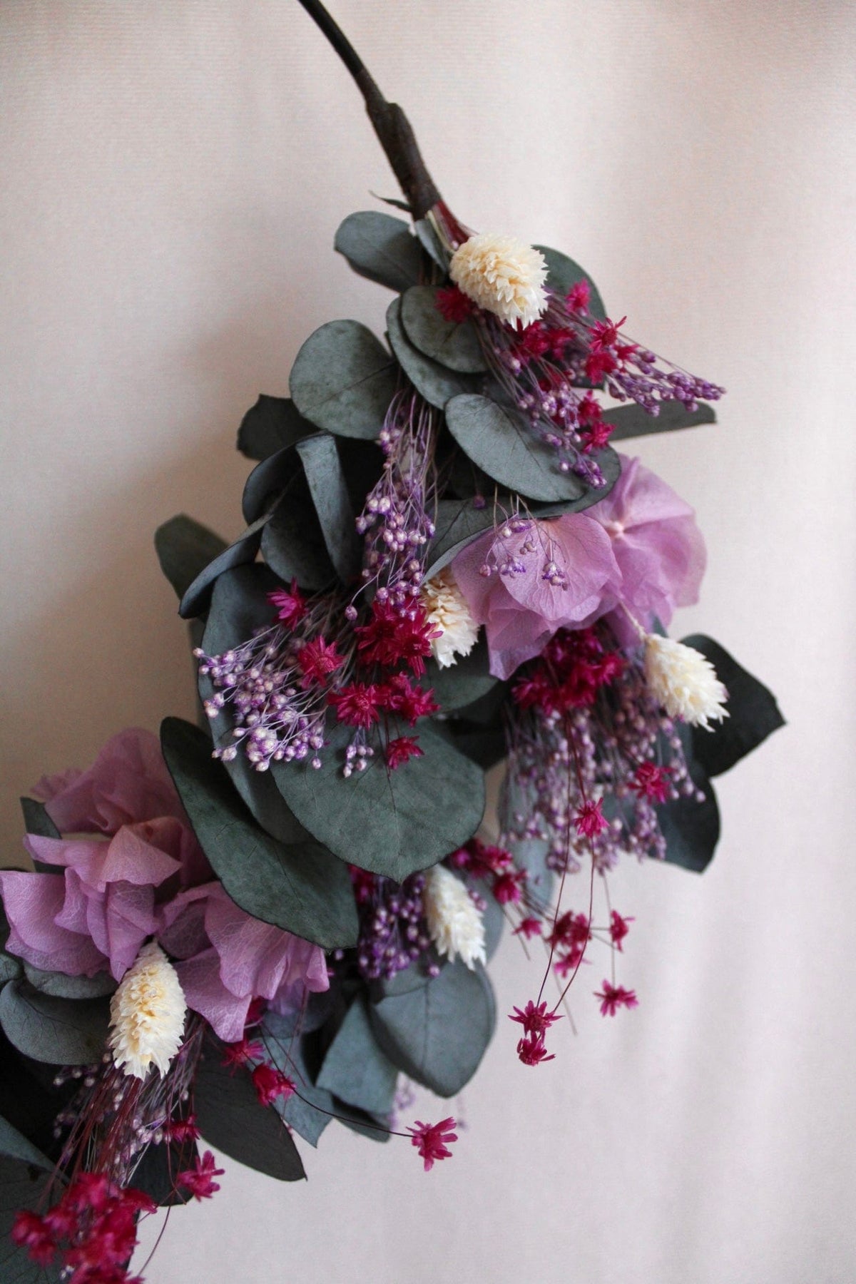 Vasenglück Trockenblumenkranz Trockenblumenkranz am Metallring | Flower Hoop | 30cm | Eukalyptus & Hortensien