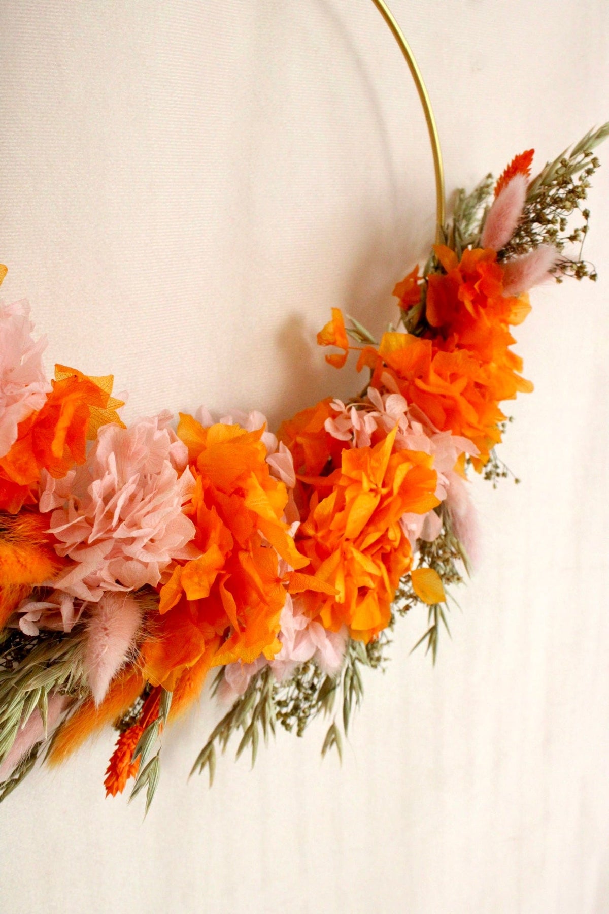 Vasenglück Trockenblumenkranz Trockenblumenkranz am Metallring | Flower Hoop | 30cm | Hortensien Rosa & Orange