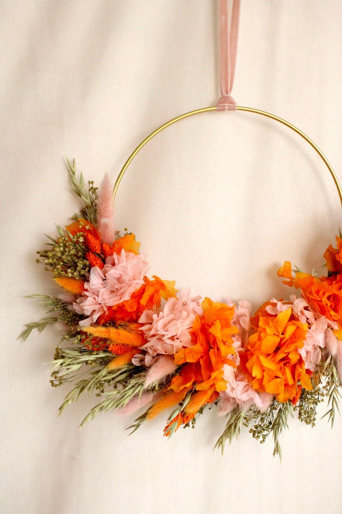 Vasenglück Trockenblumenkranz Trockenblumenkranz am Metallring | Flower Hoop | 30cm | Hortensien Rosa & Orange