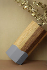 Holzvase "Ecki" | Verschiedene Farben | Eiche Christian Ohlendorf Design Studio