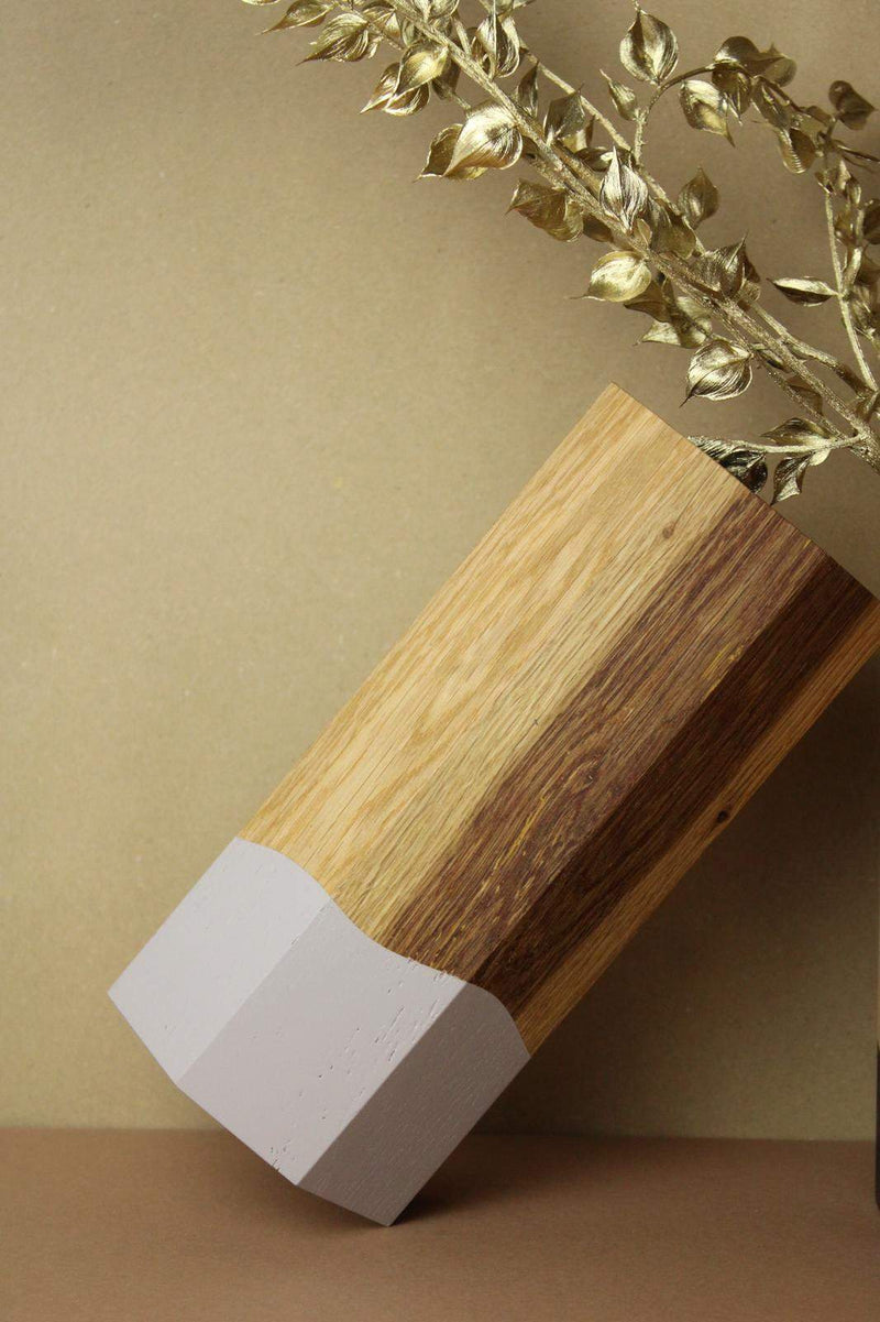 Holzvase "Ecki" | Verschiedene Farben | Eiche Christian Ohlendorf Design Studio