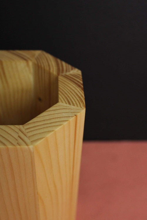 Holzvase "Ecki" | Verschiedene Farben | Fichte Christian Ohlendorf Design Studio